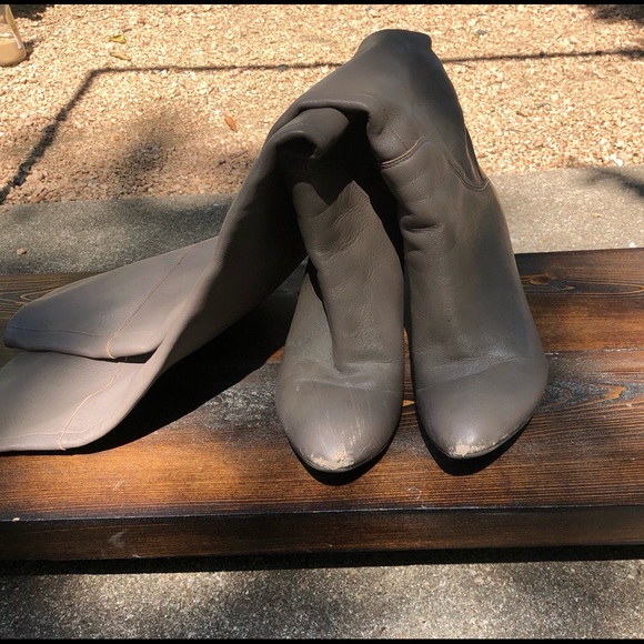 Thigh high leather boot - Picture 4 of 5